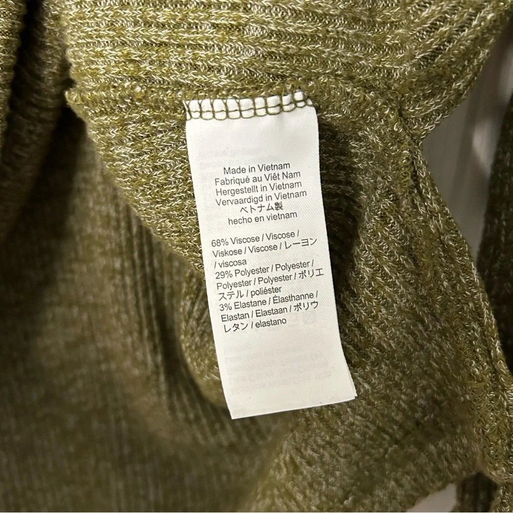 J Crew Turtleneck Fine Rib